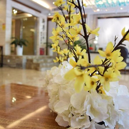 Asian Star Hotel Zhuhai Esterno foto