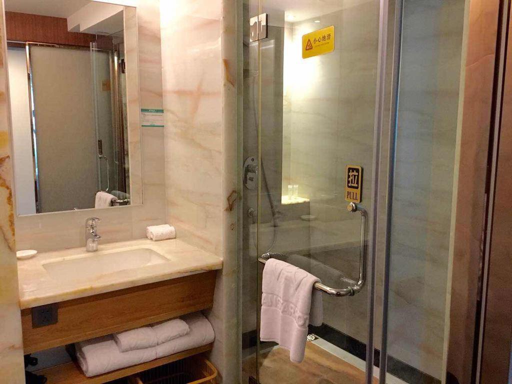 Asian Star Hotel Zhuhai Esterno foto